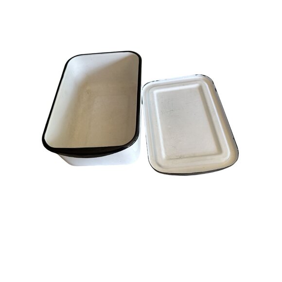 Vintage White Enamel Rectangular Storage Box With Lid - Picture 5 of 6